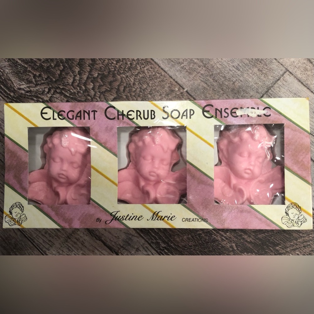 Elegant Cherub Soaps Set